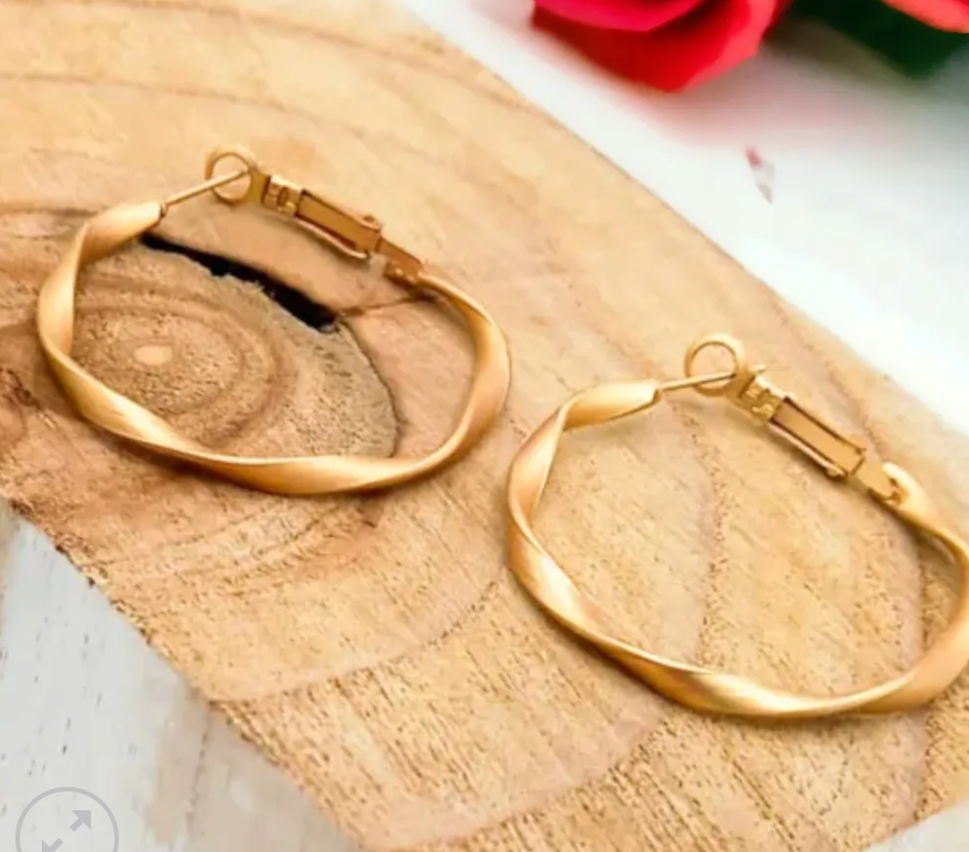 Twisted Hoop - Rose Gold - ER072RG